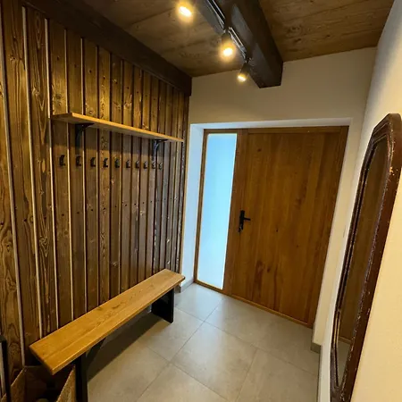 公寓 - Pod Cigernikom