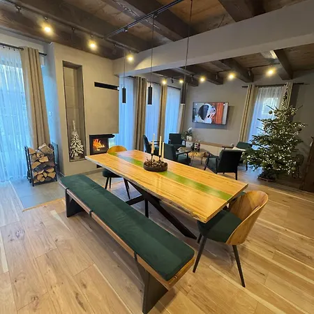 - Pod Cigernikom Apartment